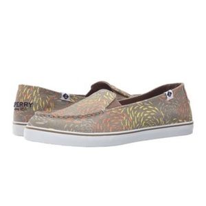 NWOB Sperry Top-Sider® Zuma Fish Circle size 6.5N